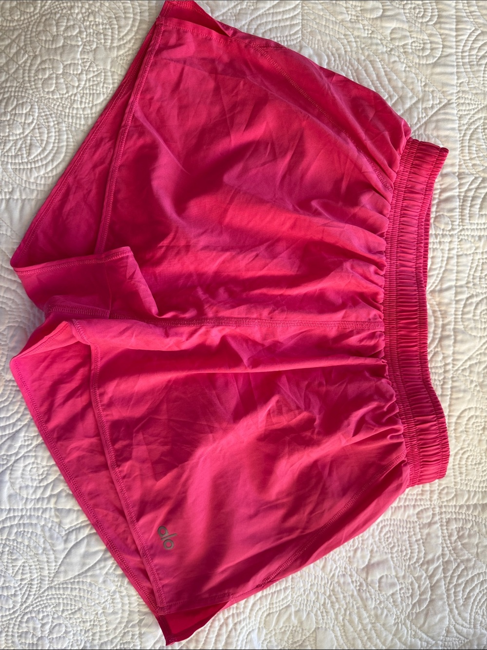 ALO Yoga Stride Short- pink fuchsia